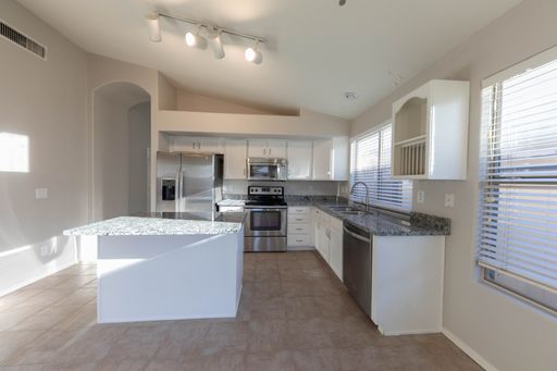 Listing photo thumbnail