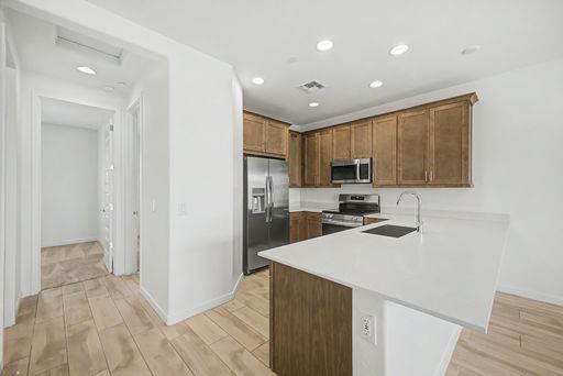 Listing photo thumbnail