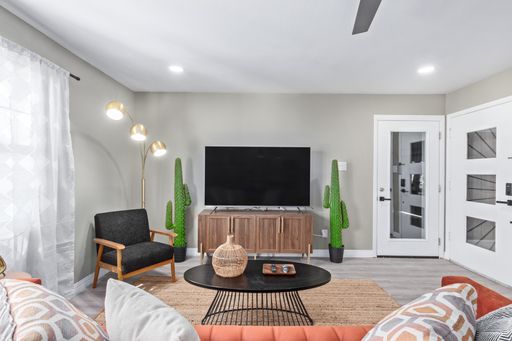 Listing photo thumbnail