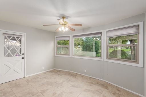 Listing photo thumbnail