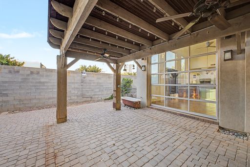 Listing photo thumbnail