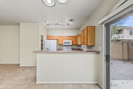 Listing photo thumbnail