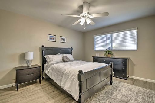 Listing photo thumbnail