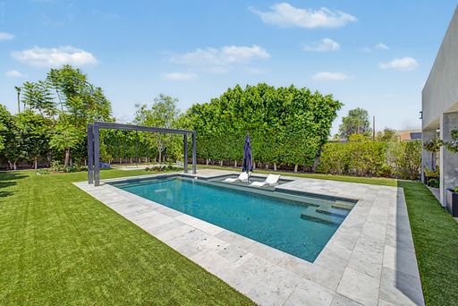2312 E Curnow Dr, Phoenix, AZ 85016