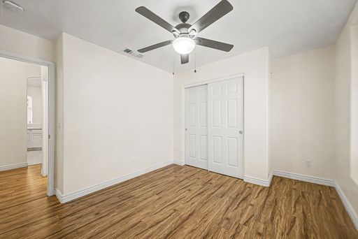 Listing photo thumbnail