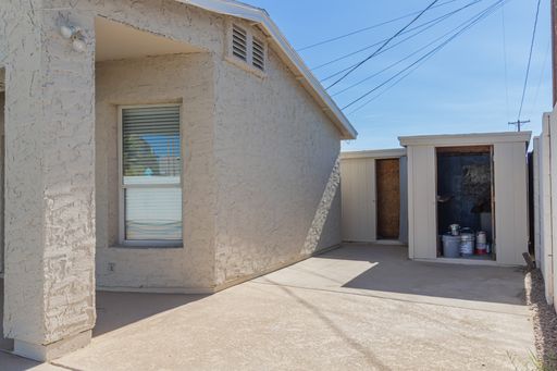 Listing photo thumbnail