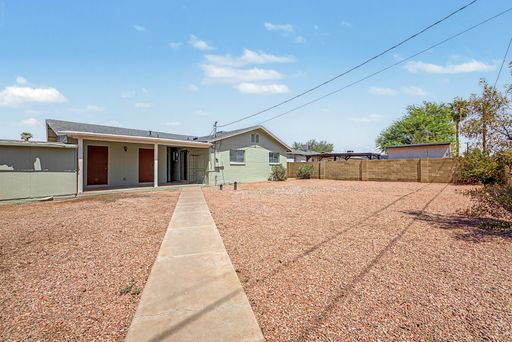 Listing photo thumbnail