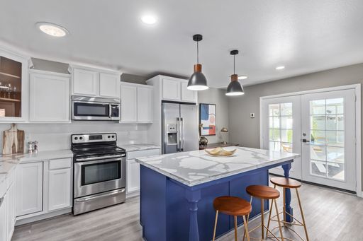 Listing photo thumbnail