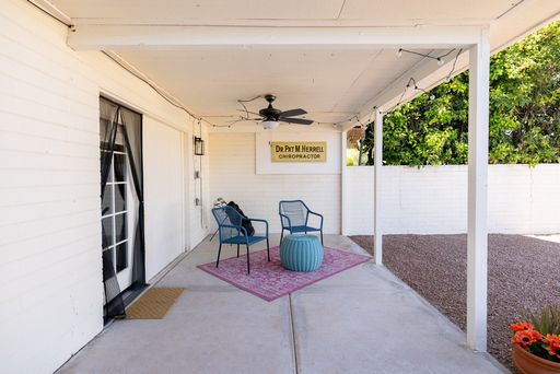 Listing photo thumbnail