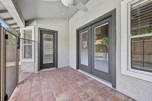 Listing photo thumbnail