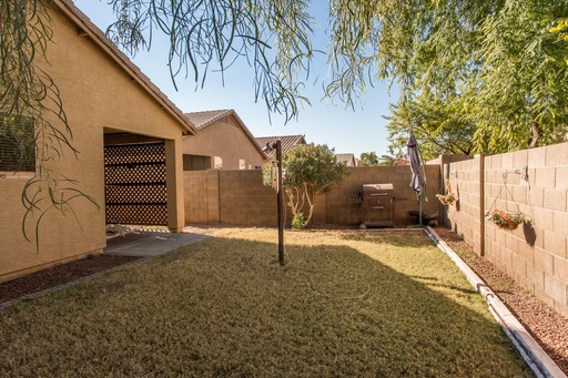 Listing photo thumbnail