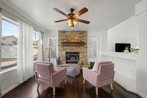 Listing photo thumbnail