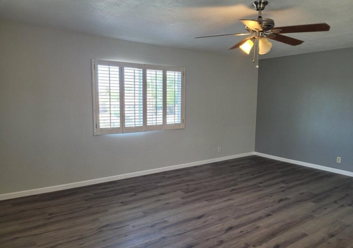 Listing photo thumbnail