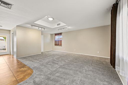 Listing photo thumbnail
