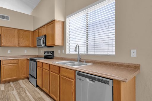 Listing photo thumbnail