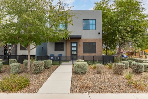 2825 N 42nd St #7, Phoenix, AZ 85008