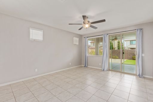 Listing photo thumbnail