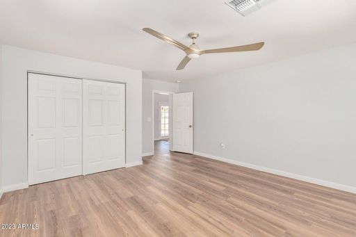 Listing photo thumbnail