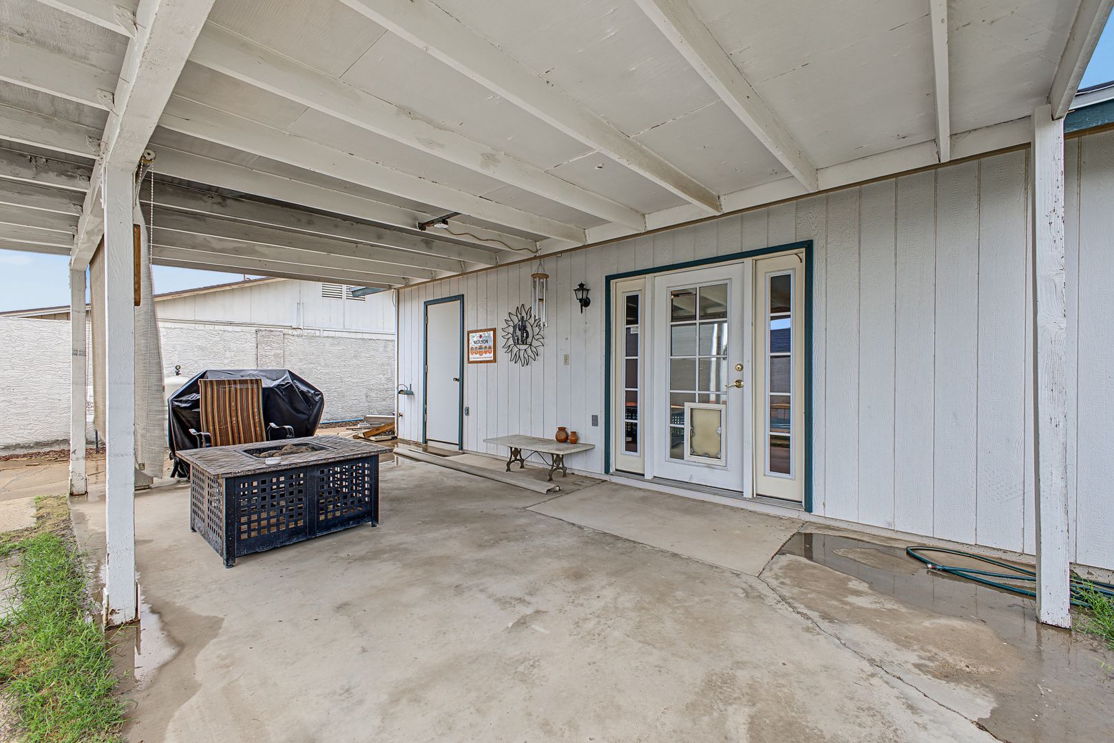 Listing photo