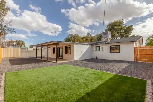 Listing photo thumbnail