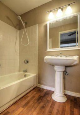 Listing photo thumbnail