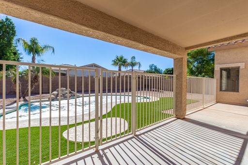 Listing photo thumbnail