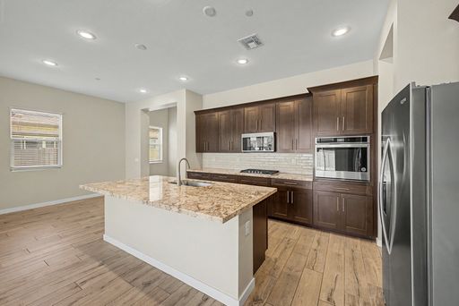 Listing photo thumbnail