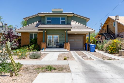 Listing photo thumbnail