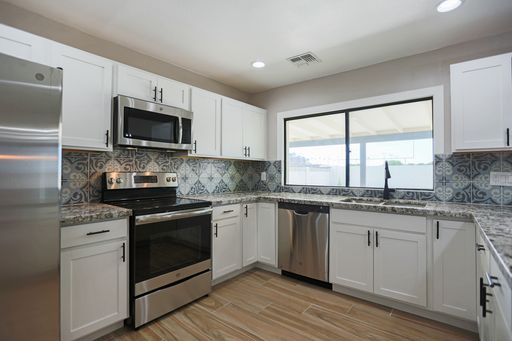 Listing photo thumbnail