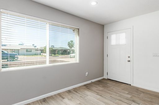 Listing photo thumbnail