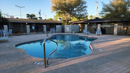 Listing photo thumbnail