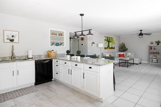 Listing photo thumbnail