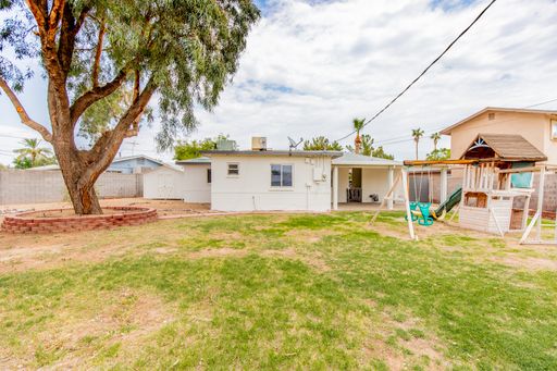 Listing photo thumbnail