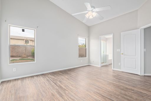 Listing photo thumbnail