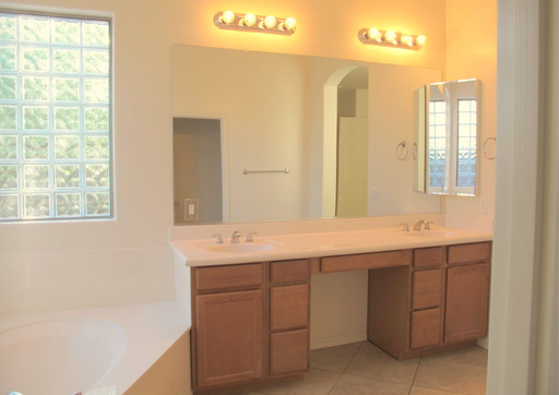 Listing photo thumbnail