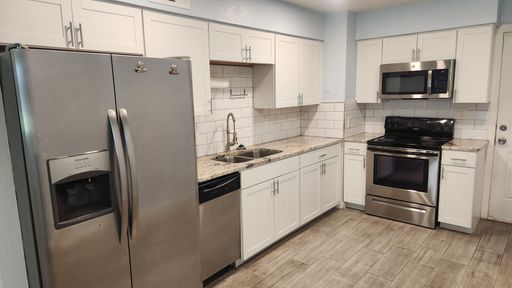 Listing photo thumbnail