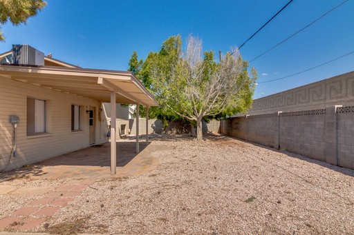 Listing photo thumbnail
