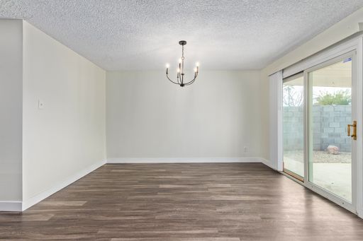 Listing photo thumbnail