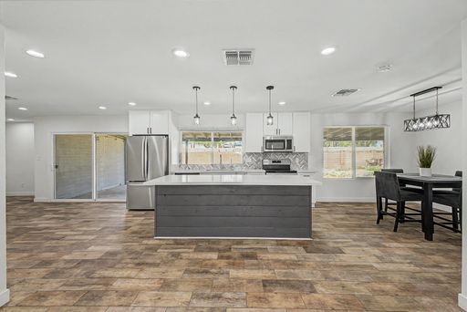 2174 E Palmcroft Dr, Tempe, AZ 85282