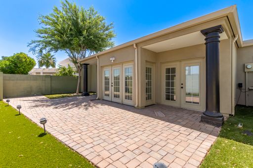 Listing photo thumbnail