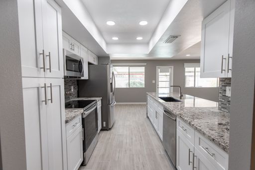 Listing photo thumbnail