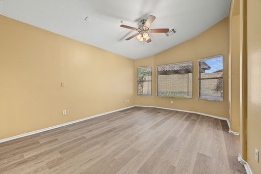 Listing photo thumbnail