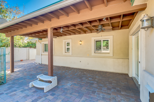 Listing photo thumbnail