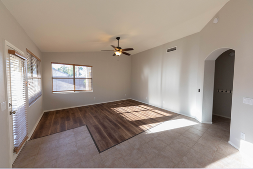 Listing photo thumbnail