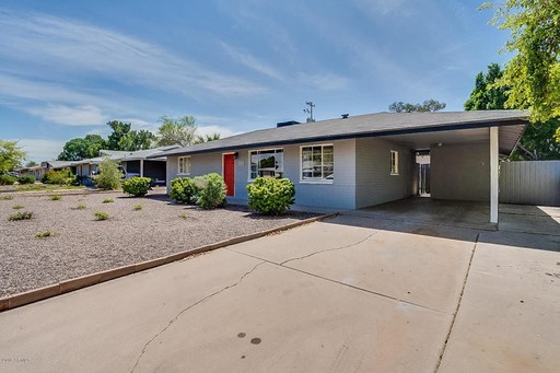 Listing photo thumbnail