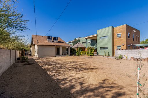 Listing photo thumbnail