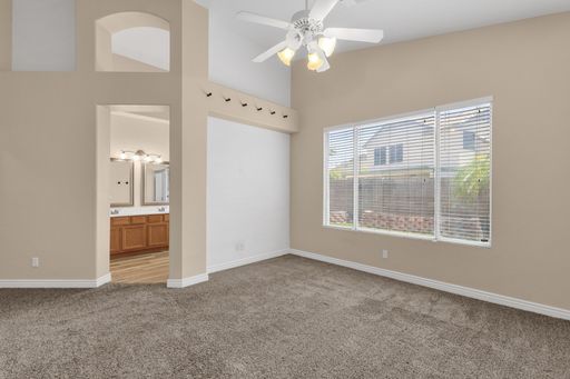 Listing photo thumbnail
