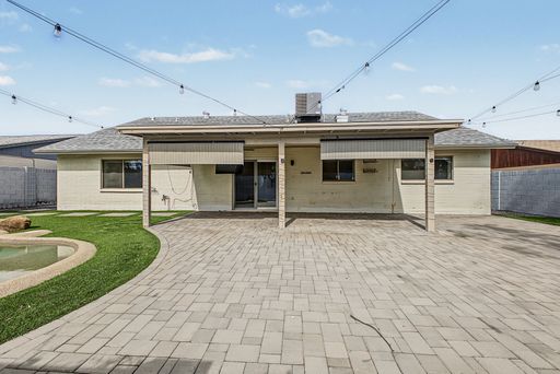 Listing photo thumbnail