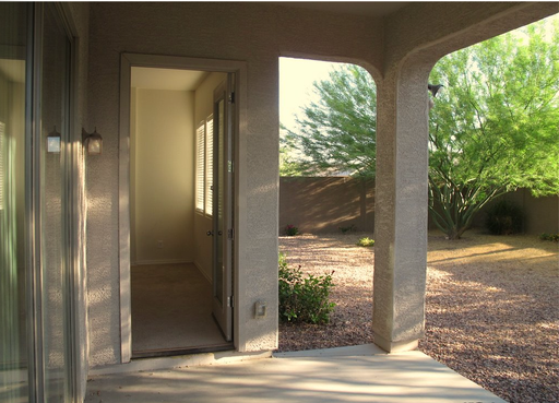 Listing photo thumbnail