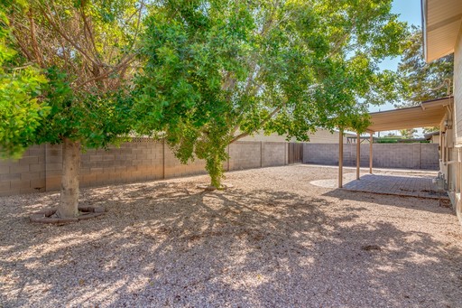 Listing photo thumbnail